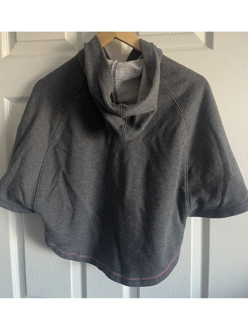 Gap Fit Dry Poncho Girls Sz S 6-7 Hoodie Pullover Tie Sweatshirt Gray Pink